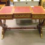 395 6439 WRITING DESK